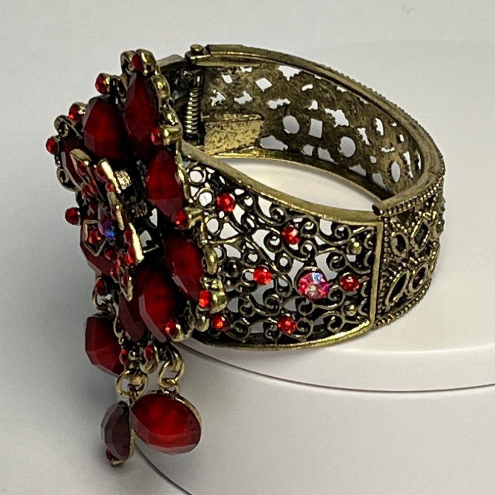 Vintage Brass Filigree Bracelet With Red Faceted Stones & Dangling Charms - Picture 2 of 4
